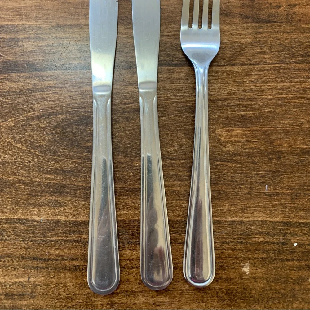 3/$20 two knives, one dinner fork